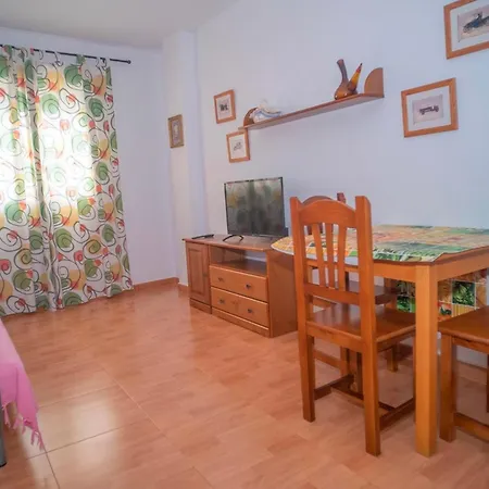 Comodos En Conil Con Aparcamiento Cercano *